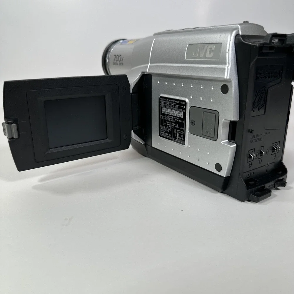 JVC Camcorder GR-SXM260U Compact VHS C High Res Video Camera‎ UNTESTED